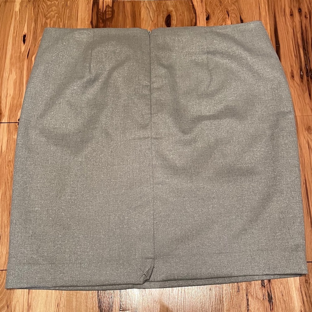 Silver Banana Republic Skirt - Picture 6 of 8